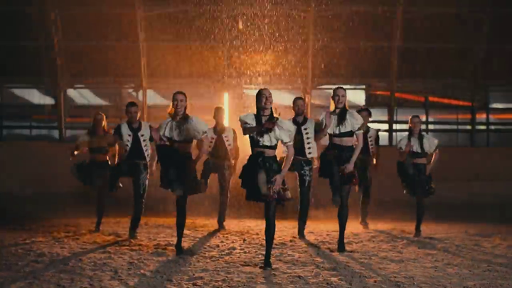 Kandráčovci a Natália Puklušová - Heja Hej